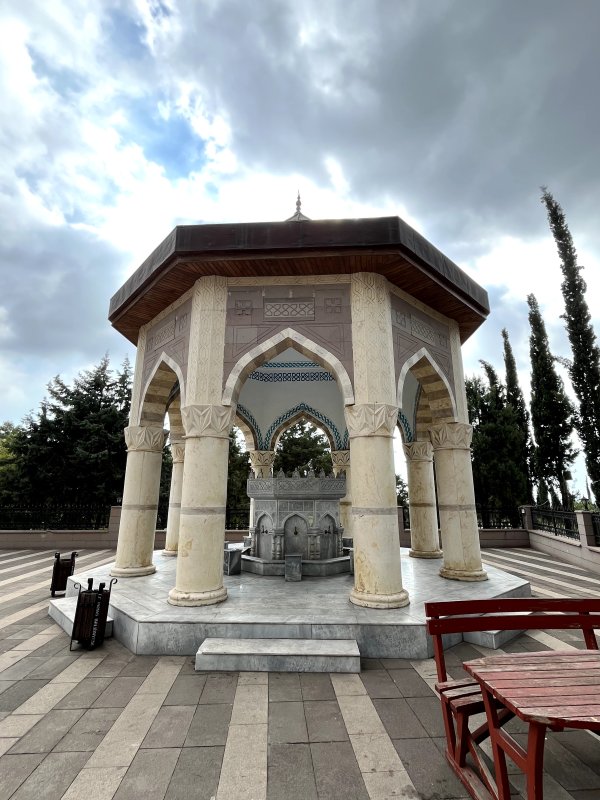 Şehitlik Camii ve Külliyesi - Ar Yapı İnşaat Projesi Galeri Fotoğrafı